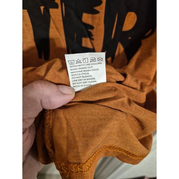 Mom-ster Tshirt-NWT-Size 2X - Picture 4 of 7